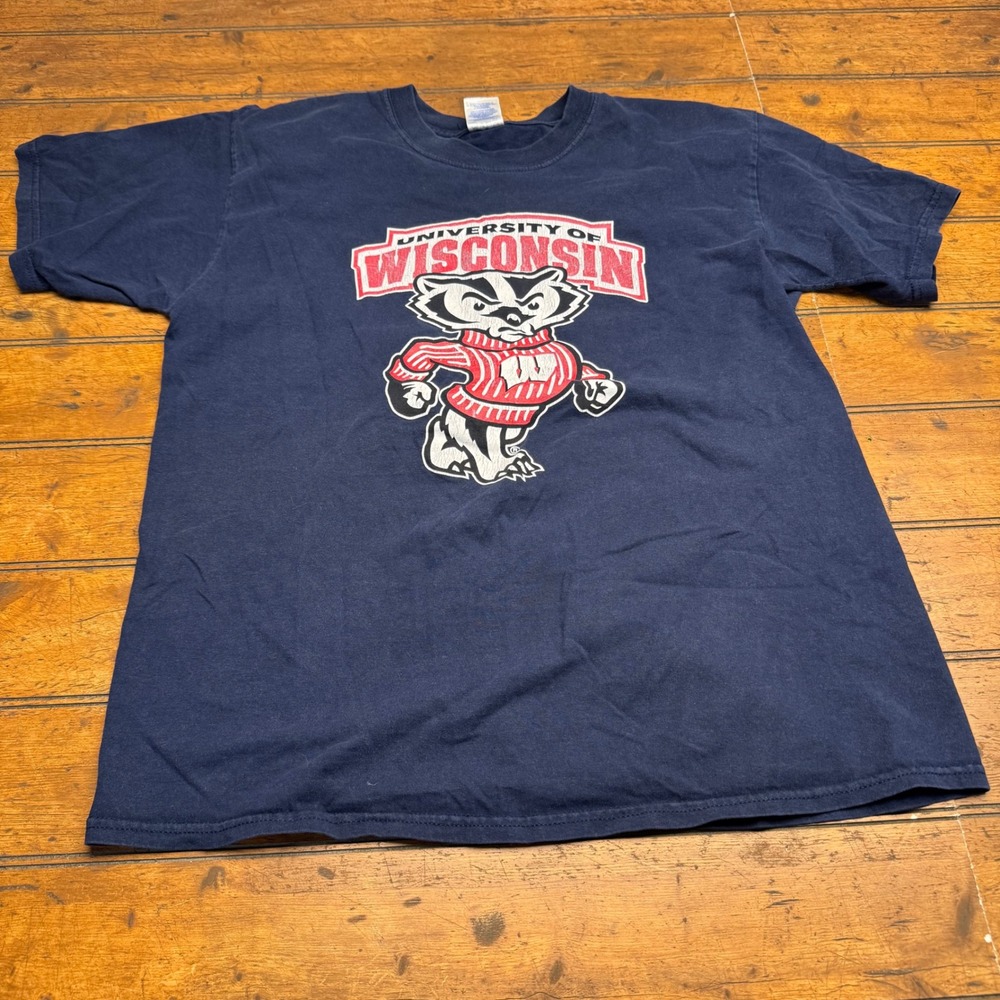 University of Wisconsin Badgers Mascot T Shirt Navy Blue Adult Size‎ L